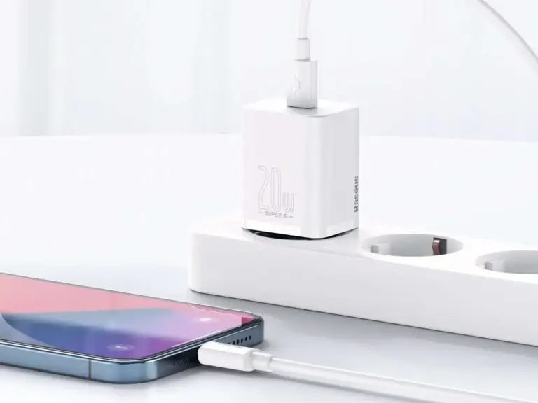 Ładowarka sieciowa Baseus Super Si USB-C z kablem do iPhone 20W biała - obrazek 5